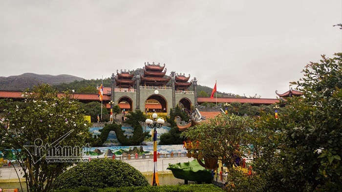 Chùa Ba Vàng đột ngột ngừng 'gọi vong, cúng oan gia trái chủ'