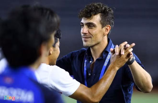 Ha Campuchia 4-0, U22 Viet Nam vao chung ket SEA Games hinh anh 5 