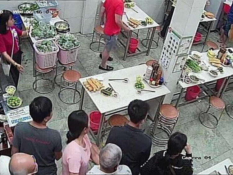 Bộ Công an đang theo dõi vụ phở Hòa Pasteur - ảnh 2