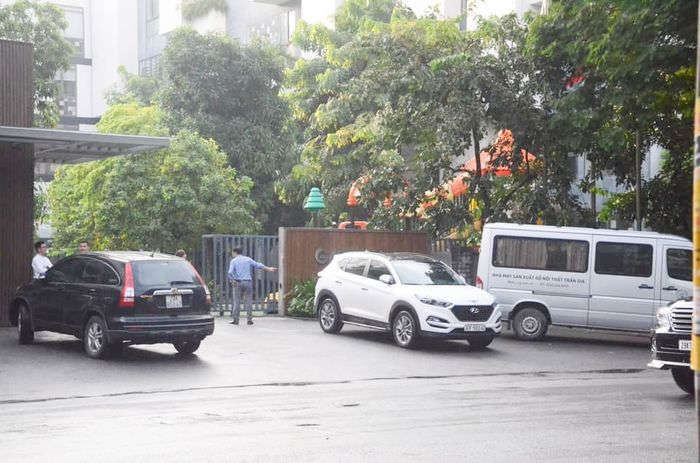 Lý do hoãn thực nghiệm lần 2 vụ bé trai trường Gateway tử vong