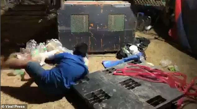 Vong xoay cam giac manh dut day an toan, du khach gap nan hinh anh 1 