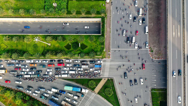 7 trieu xe co va 33 diem den un tac hinh anh 39 