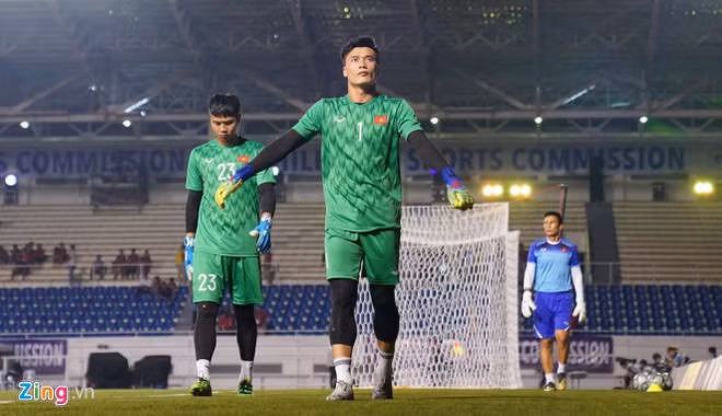 Ha Campuchia 4-0, U22 Viet Nam vao chung ket SEA Games hinh anh 13 