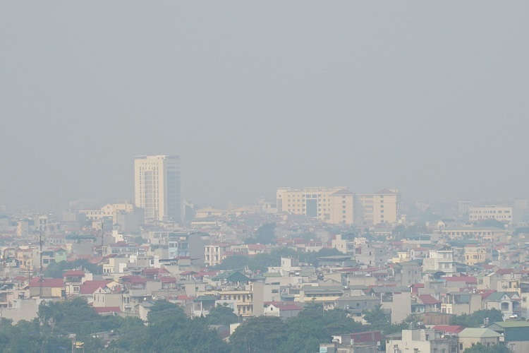 Bầu trời Hà Nội mịt mù sáng 12/11. Ảnh: Gia Nghĩa