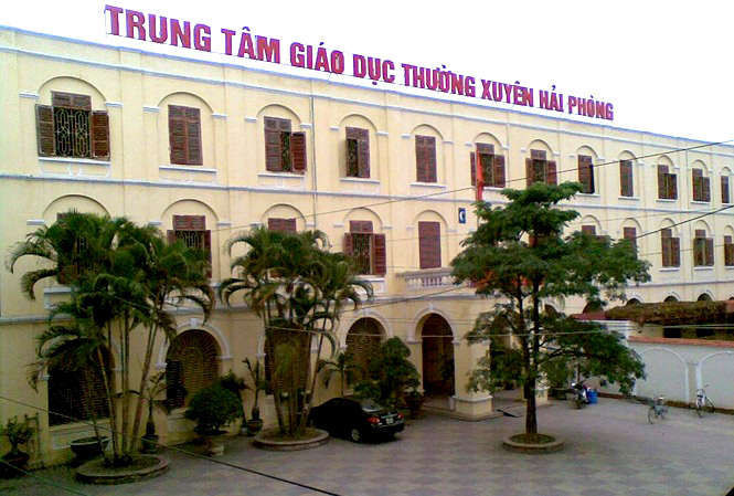 Hàng trăm sinh viên Hải Phòng “té ngửa” vì học văn bằng 2 Trường ĐH Đông Đô