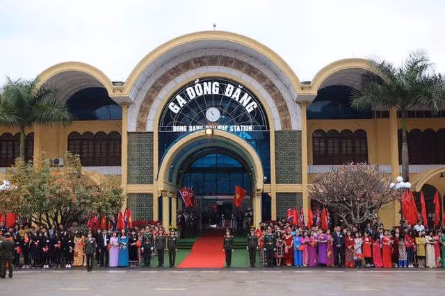 Xem lại hình ảnh lần đầu tiên Việt Nam đón - tiễn nguyên thủ quốc gia tại ga tàu hỏa - 9