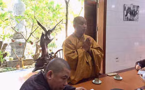 "Nếu phật tử cúng tượng ngọc hàng tỉ đồng cho thầy Toàn đặt ở chùa thì đó là tài sản của chùa" ảnh 2 "Nếu phật tử cúng tượng ngọc hàng tỉ đồng cho thầy Toàn đặt ở chùa thì đó là tài sản của chùa" ảnh 2