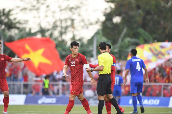 Hòa Thái Lan, U22 Việt Nam gặp Campuchia ở bán kết - ảnh 12