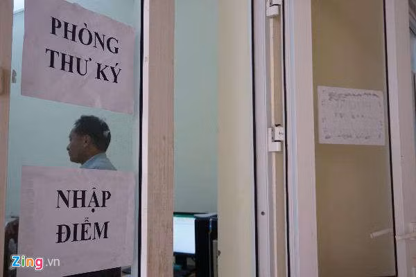 Cham thi tai Bac Giang: Bai Ngu van tu 0,75 den 8,5 diem hinh anh 2 