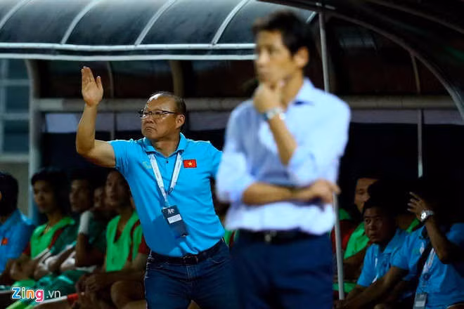 U22 Viet Nam 0-0 Thai Lan: Tien Linh tro lai linh xuong hang cong hinh anh 30 