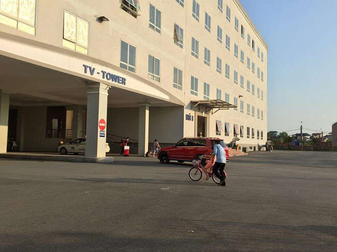 Truy tim ga dan ong sam so be gai 10 tuoi trong thang may hinh anh 1 