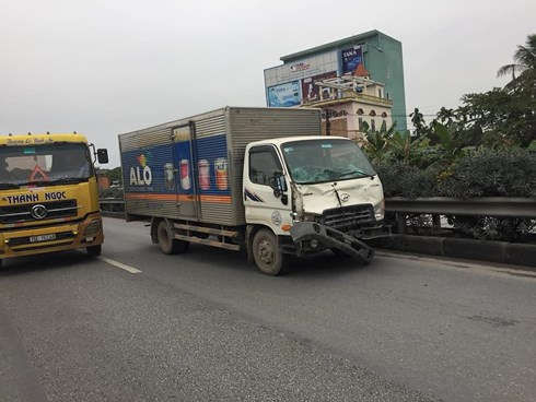 Chiếc xe tải gây tai nạn chưa rõ biển kiểm soát