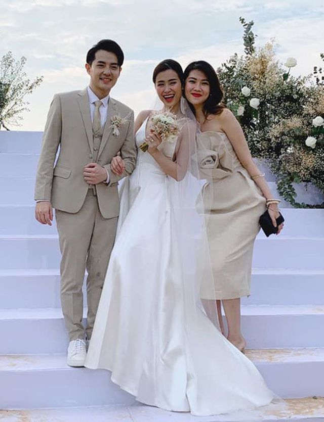 Ông Cao Thắng khóc cảm ơn Đông Nhi trong đám cưới đẹp như mơ - 17