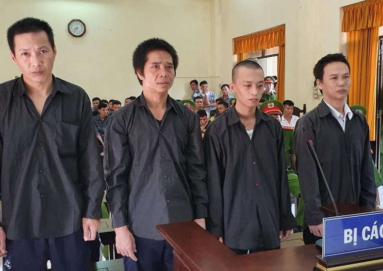 Đào tẩu khỏi trại tạm giam bằng một chiếc đinh vít - ảnh 1