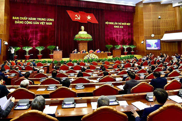 Giải phẫu 'khối u' chạy chức quyền bằng cơ chế cột chặt trách nhiệm cá nhân