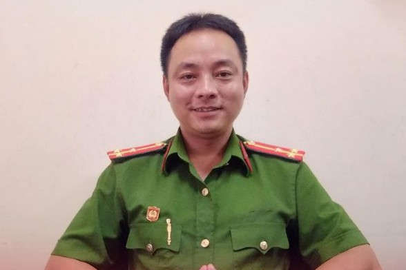 'Khong chap nhan hanh dong con do cua thuong uy Viet' hinh anh 2 