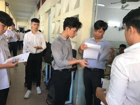 Thí sinh dự thi THPT Quốc gia tại TPHCM.