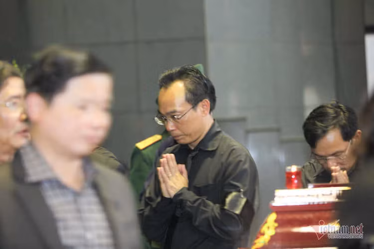 Hàng nghìn người đưa tiễn Thứ trưởng Lê Hải An