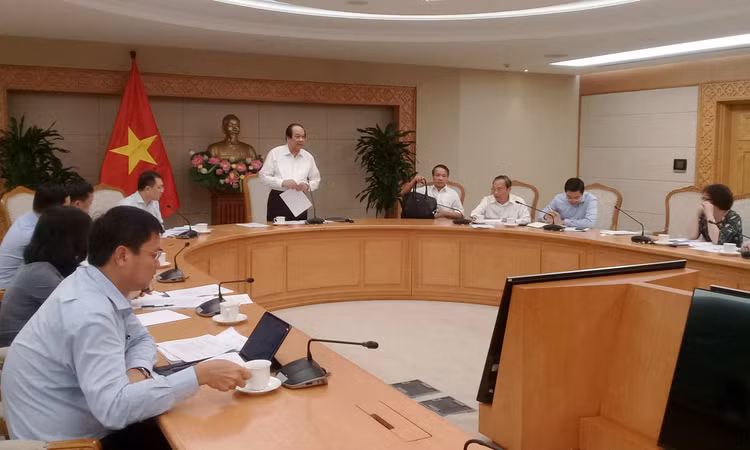 Bộ trưởng, Chủ nhiệm VPCP Mai Tiến Dũng phát biểu tại buổi làm việc. - Ảnh: VGP