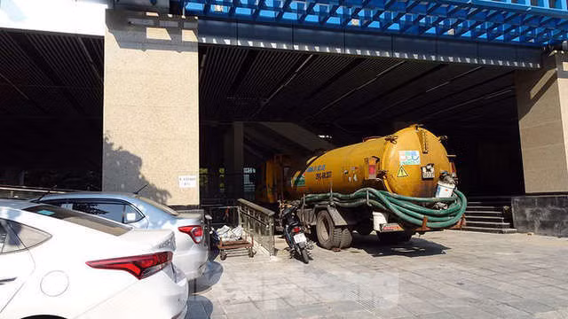 Cận cảnh đường sắt xây dựng hơn một thập kỷ, đội vốn hơn 18 nghìn tỷ - Ảnh 9.