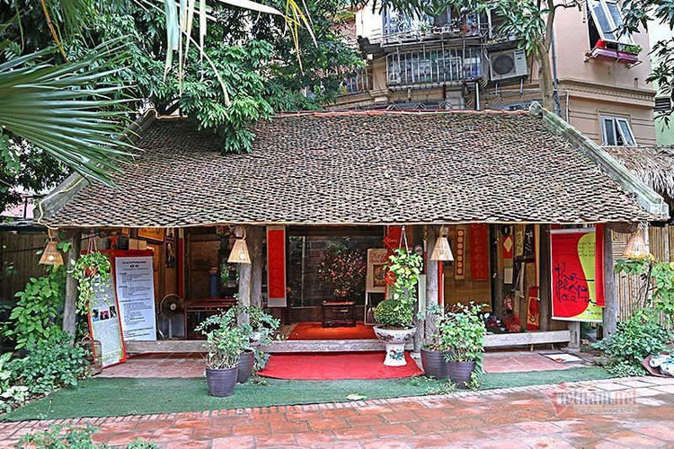 Hơn 50 thầy đồ hội tụ, Tết xưa được tái hiện ở Văn Miếu