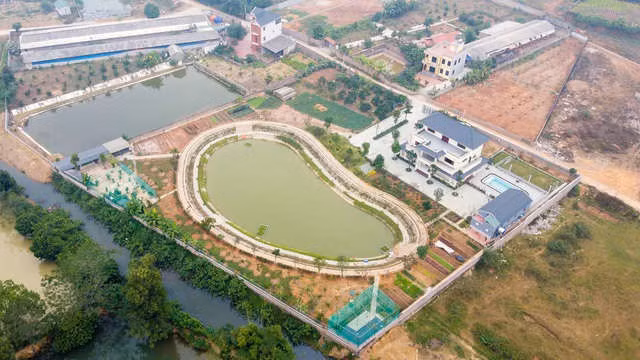 Nhà giàu Hà Nội “đua” nhau bán nhà nội đô, ra ngoại thành làm “biệt thự vườn” - 2