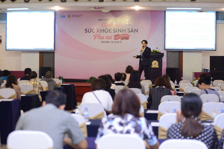 BS Võ Triệu Đạt, Khoa Sản Phụ khoa, BV FV chia sẻ về “Thống kinh (đau bụng kinh): Bạn đã hiểu đúng?”.