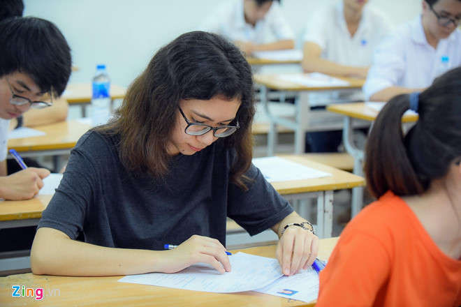 De thi Ngu van hoi ve 'Ai da dat ten cho dong song?' hinh anh 4 