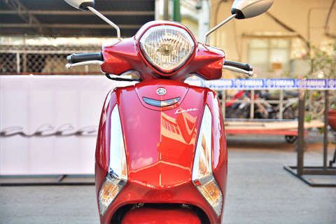 Xe tay ga cho nu: Yamaha Latte qua kho de gay ap luc len Honda Lead? hinh anh 3 