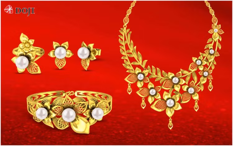 Chưa dừng tại đó, DOJI còn dành tặng khách hàng ưu đãi hấp dẫn tới 25% dành cho tiền công chế tác trang sức vàng 24K và quà tặng vàng Kim Bảo Phúc. Đồng thời, tín đồ thời trang hãy chuẩn bị tinh thần khám phá những mẫu thiết kế trang sức vàng 24K mới nhất được sản xuất bởi công nghệ 3D hiện đại chỉ tìm thấy tại DOJI.