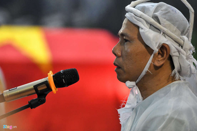 Xuc dong tien dua anh hung phi cong Nguyen Van Bay ve que nha hinh anh 7 