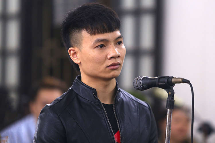 Khá Bảnh tại phiên xử sáng nay. Ảnh: Phạm Dự.