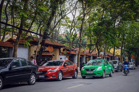 Nhung cong vien o Ha Noi bi 'xen dat' lam nha hang, quan ca phe hinh anh 3 