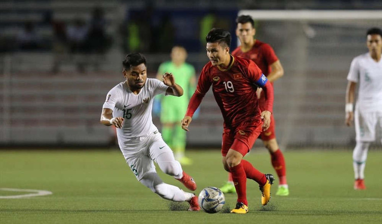 Trước trận chung kết SEA Games 30, cả hai đội đang cân bằng thành tích đối đầu nhau trong quá khứ ở sân chơi SEA Games. Ảnh: D.P