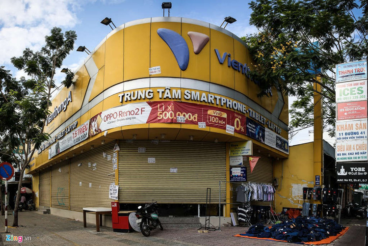 Chuoi cua hang Vien Thong A dong cua dong loat hinh anh 1 VienthongA_zing_2.jpg