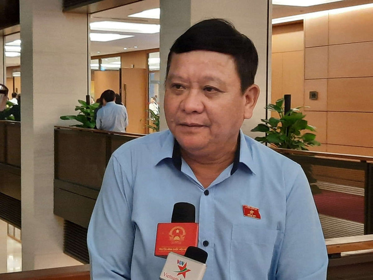 Tướng quân đội khuyến cáo sau vụ 39 người chết trong container ở Anh