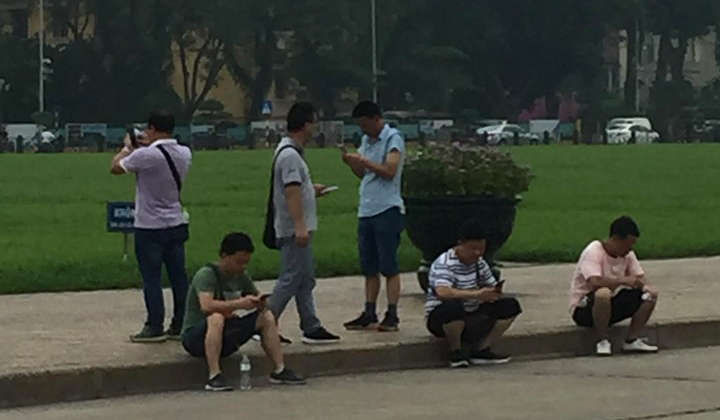 nhieu bang nhom nuoc ngoai toi viet nam moc tui du khach quoc te hinh 12