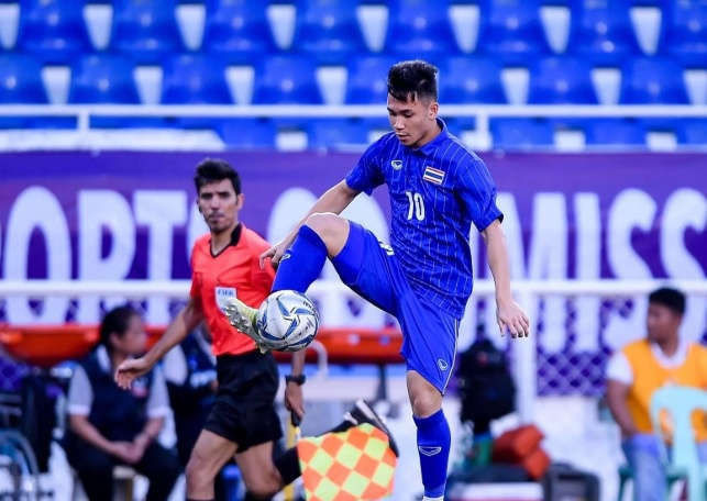 U22 Viet Nam 0-0 Thai Lan: Tien Linh tro lai linh xuong hang cong hinh anh 31 