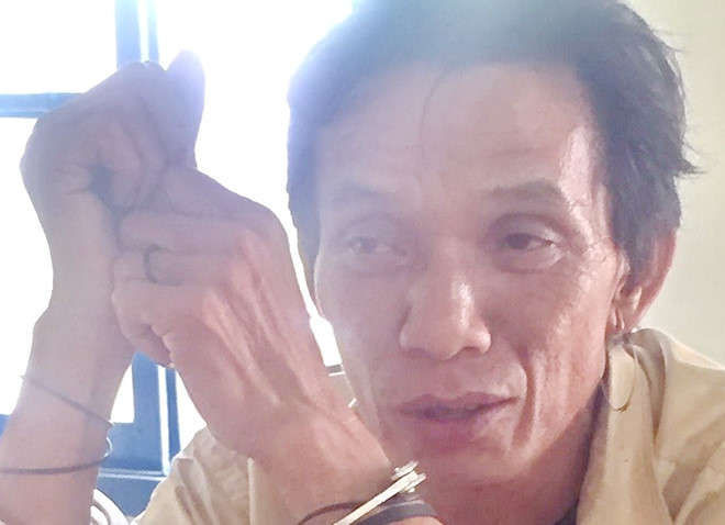 Ga cut dung nang go danh chet be gai vi va cham giao thong hinh anh 1 