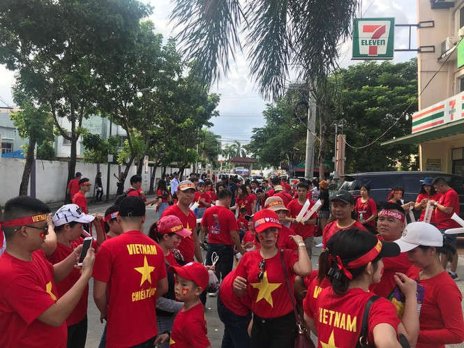 Hòa Thái Lan, U22 Việt Nam gặp Campuchia ở bán kết - ảnh 23