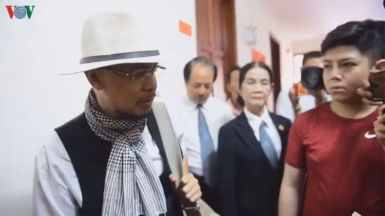 ong dang le nguyen vu duoc so huu toan bo co phan tai trung nguyen hinh 1