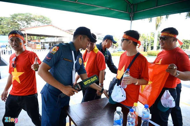 U22 Viet Nam 0-0 Thai Lan: Tien Linh tro lai linh xuong hang cong hinh anh 26 