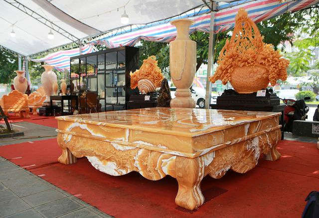 Ngao ngán Black Friday: Giày Nike - Adidas siêu giảm giá vẫn không thèm mua - 2