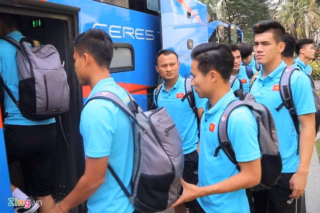 U22 Viet Nam 0-0 Thai Lan: Tien Linh tro lai linh xuong hang cong hinh anh 19 