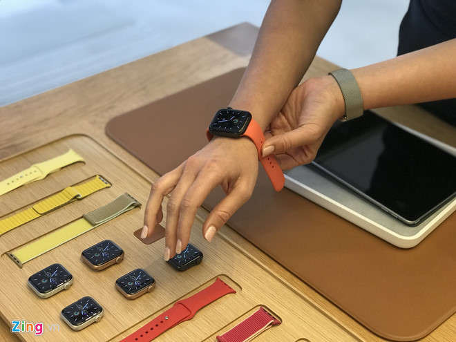 Apple Store vo tran vi nhieu nguoi Viet mua den 6 chiec iPhone 11 hinh anh 14 