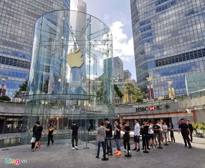 Apple Store vo tran vi nhieu nguoi Viet mua den 6 chiec iPhone 11 hinh anh 33 