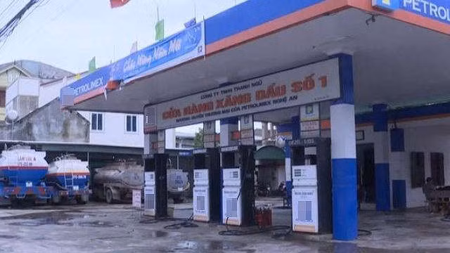 Quản lý thị trường nói gì về kiểm tra chất lượng xăng dầu? - ảnh 1