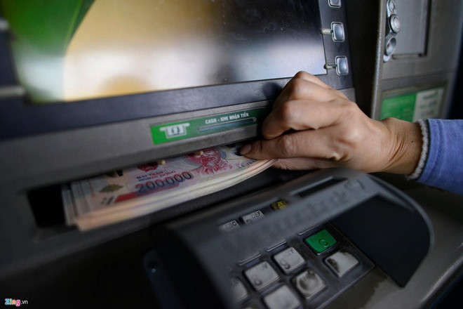 Tai khoan bat ngo co 5 ty chuyen nham, thanh nien dat coc mua nha, xe hinh anh 1 