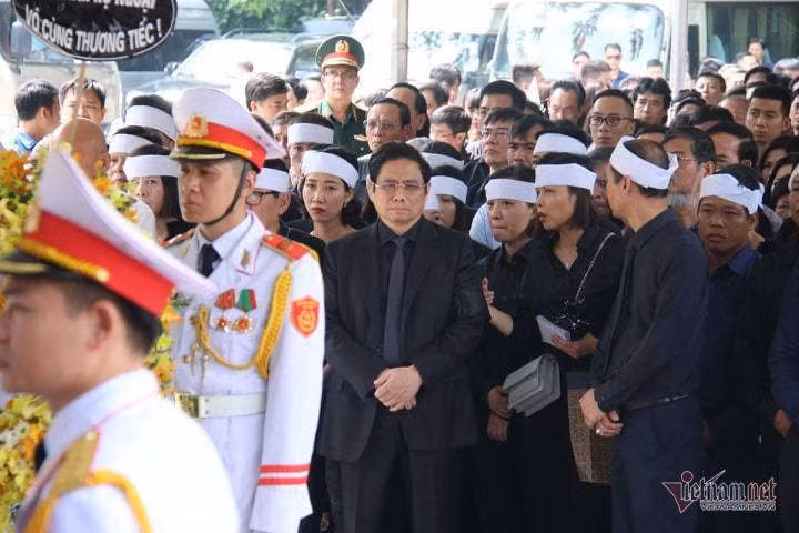 Hàng nghìn người đưa tiễn Thứ trưởng Lê Hải An