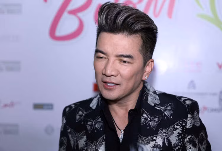 Ca sĩ Đàm Vĩnh Hưng. Ảnh: Hữu Khoa.